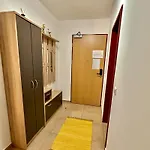 Sunflower شقة