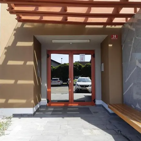 Sunflower 아파트 *